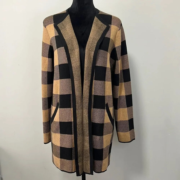 NWT J.Crew Vanessa sweater-jacket in black and brown buffalo check size Medium - Picture 2 of 9